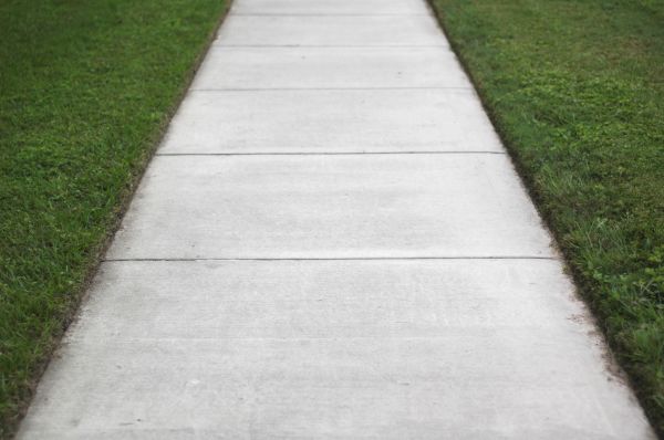 Concrete Path Installation in Red Oak