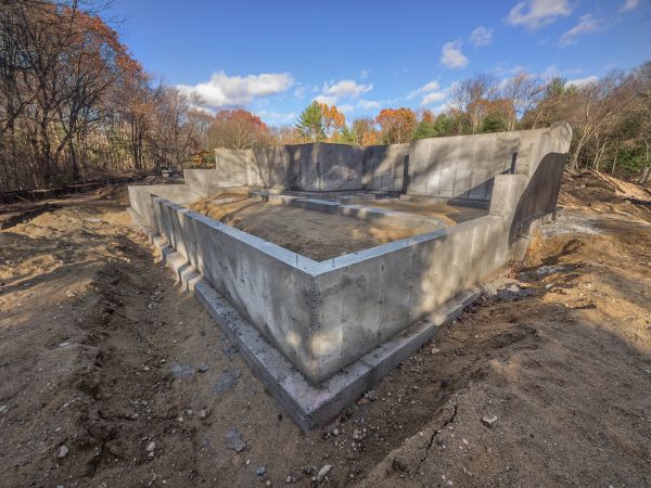 Foundation Wall Pouring in Red Oak