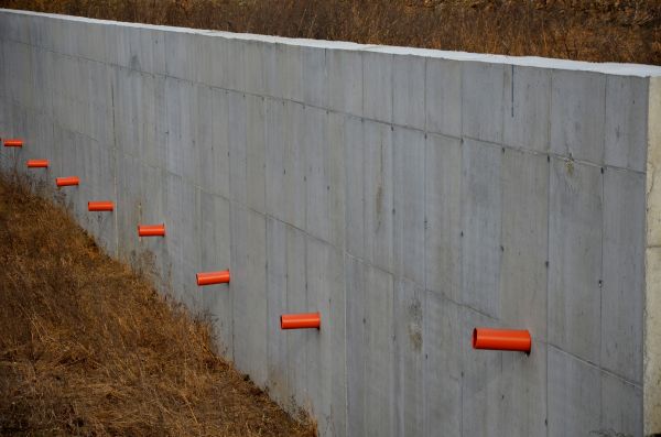 Concrete Wall Installation in Red Oak