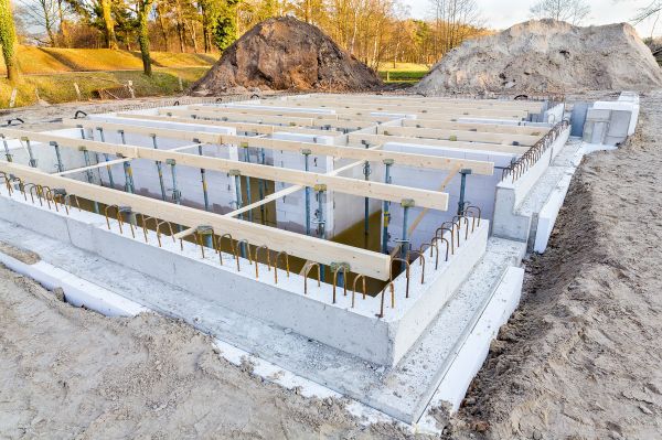 Building Foundation Service in Red Oak