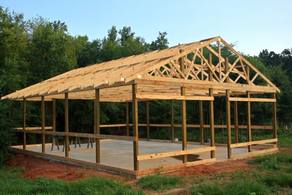 Barn Pad Installation in Red Oak