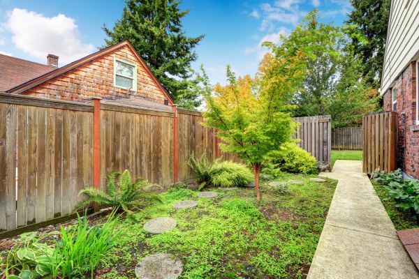 Backyard Walkway Construction in Red Oak